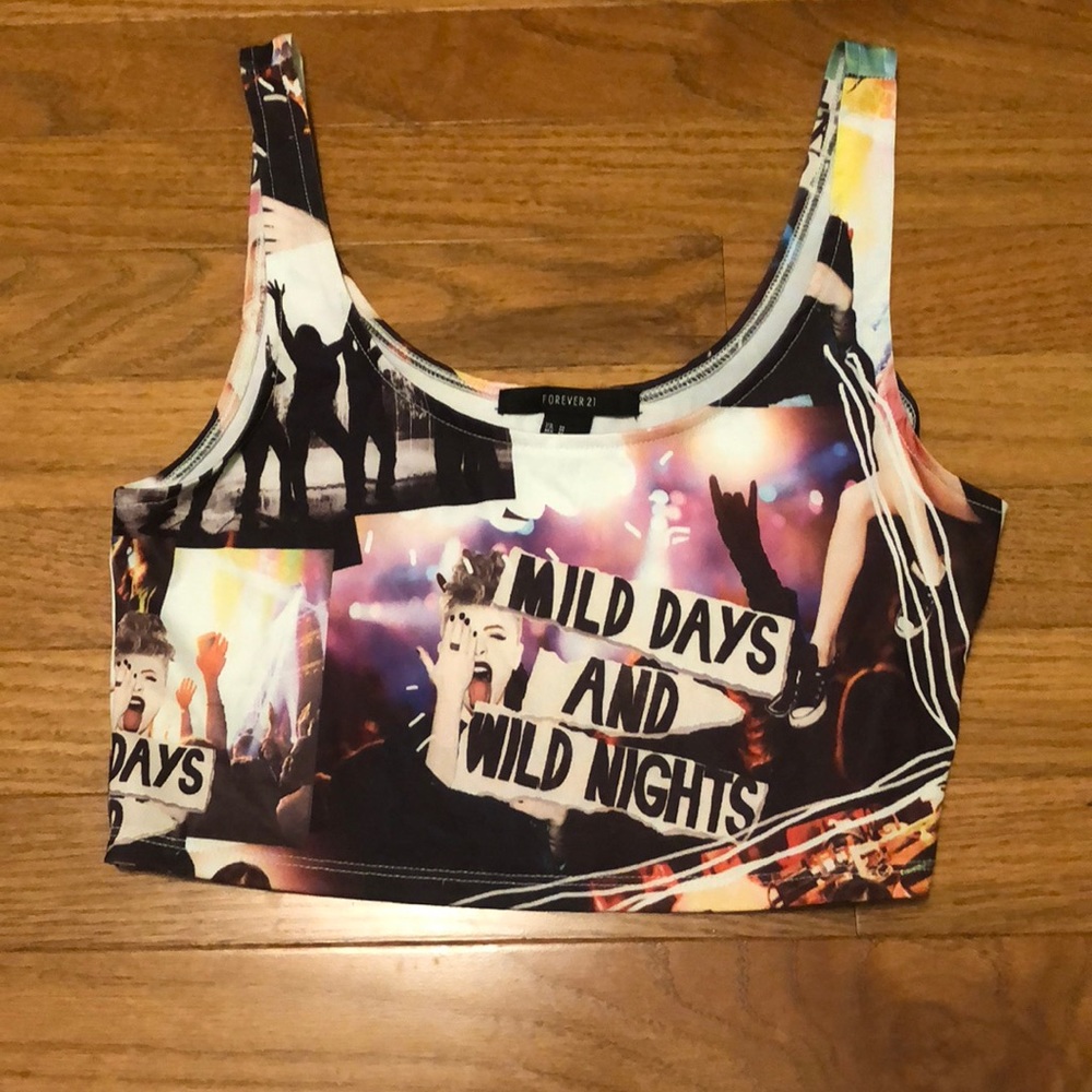 Crop top